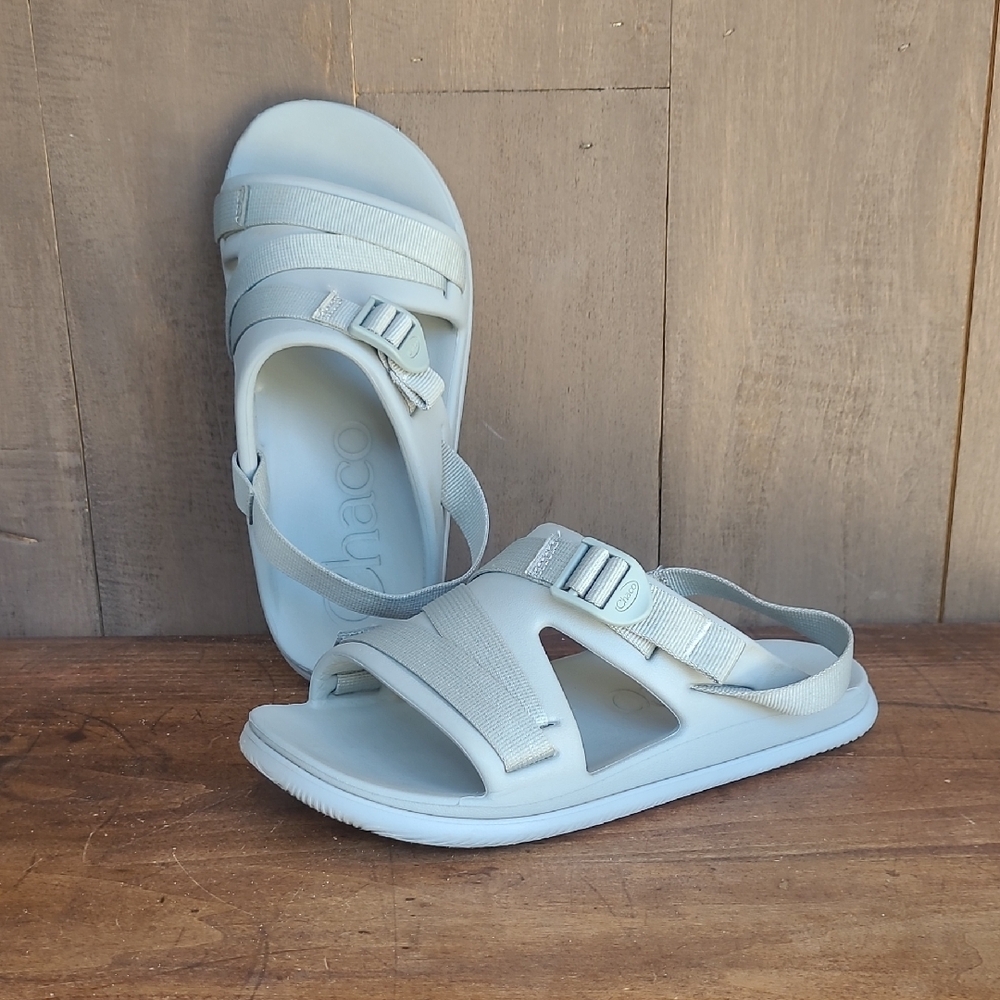 Chaco Women's Light Gray/White Sport Sandals